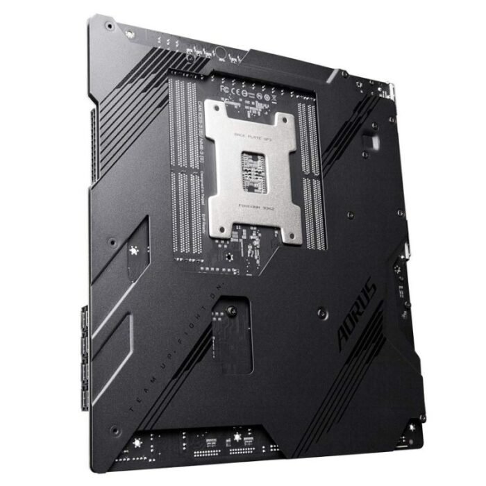 GIGABYTE TRX40 AORUS Master Wi Fi Motherboard 5